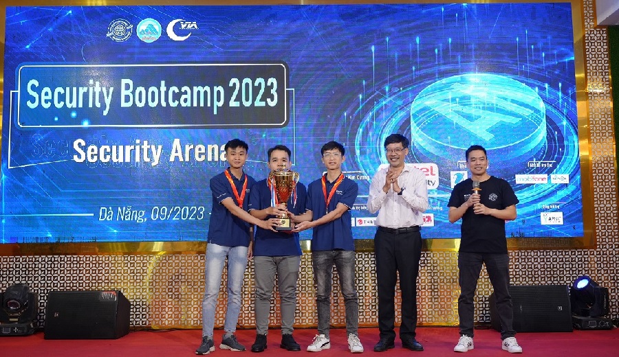 VNPT lập hat-trick tại Đấu trường An toàn thông tin Security Bootcamp 2023